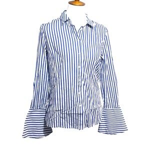 Kut from the Kloth Blue/Gray Striped Button Down Shirt Bell Slleeves Size Small